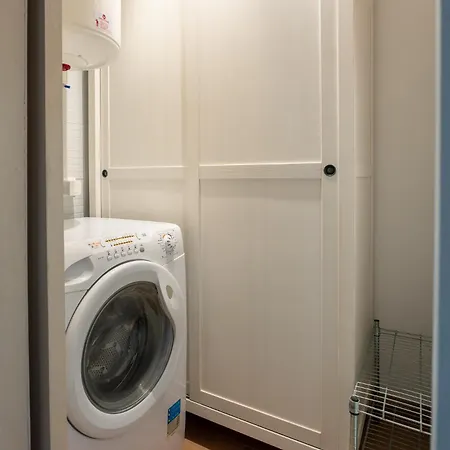 Bright Loft Centre By United Renters شقة لقنت