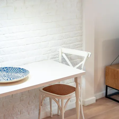 شقة Bright Loft Centre By United Renters *